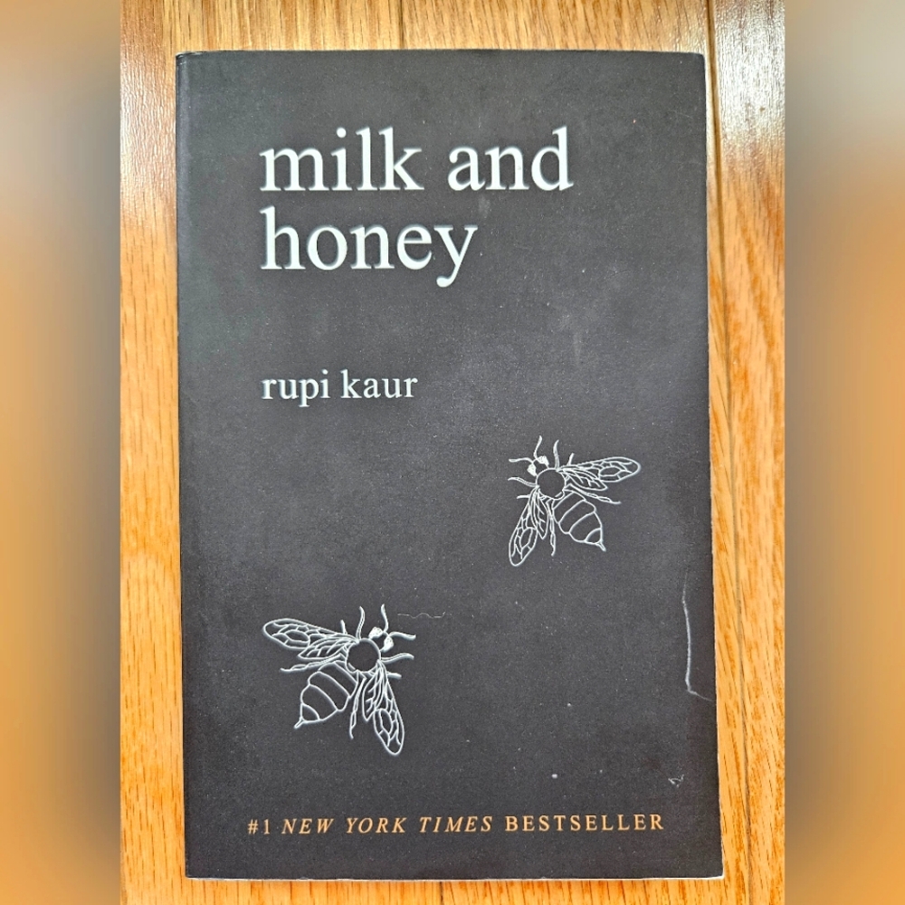 📚 | Milk and Honey, by rupi kaur